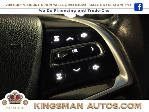 Used 2013 Cadillac XTS Luxury image 16