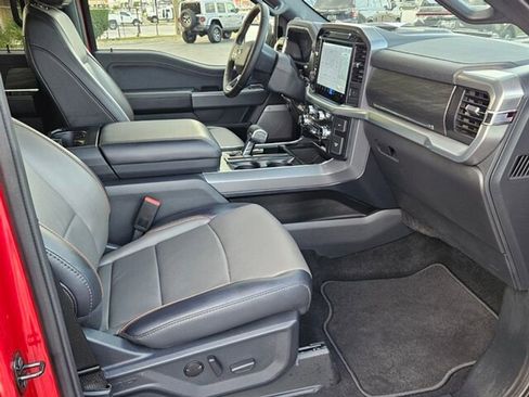 Used 2025 Ford F150 Lariat w/ Equipment Group 501A Mid image 13