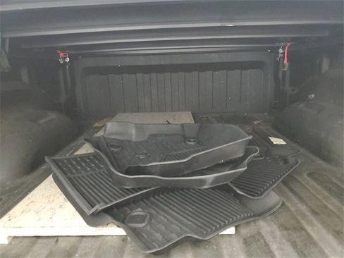 Used 2019 RAM 1500 Laramie image 6