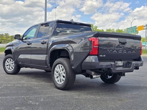 New 2026 Toyota Tacoma SR5 AWD/4WD image 12