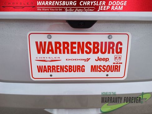 New 2026 Jeep Cherokee Laredo AWD/4WD image 30