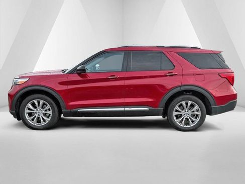 Used 2024 Ford Explorer Limited AWD/4WD image 4