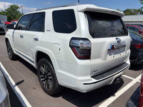 Used 2016 Toyota 4Runner Limited AWD/4WD image 4