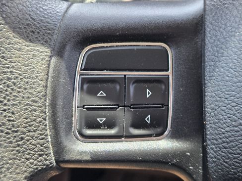 Used 2014 RAM 2500 Tradesman w/ Chrome Appearance Group RWD image 20