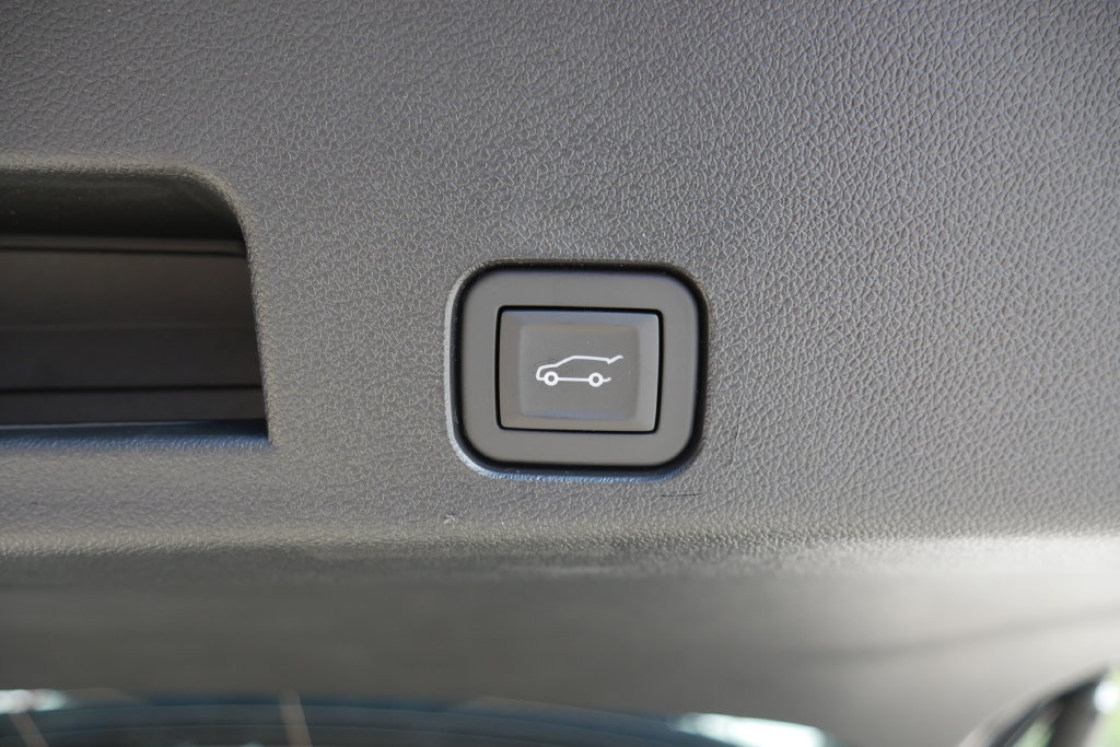 New 2027 Chevrolet Traverse LT AWD/4WD image 8