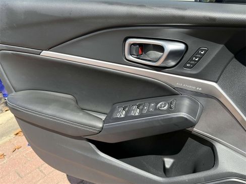 Certified 2025 Acura Integra A-Spec image 17