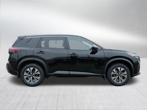 Certified 2023 Nissan Rogue SV image 8
