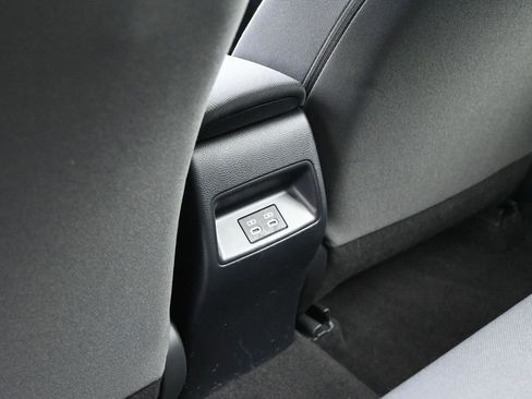 Used 2025 Toyota Corolla LE image 13