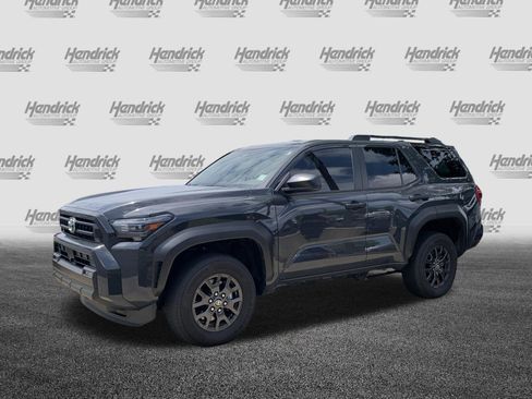 Used 2026 Toyota 4Runner SR5 AWD/4WD image 5