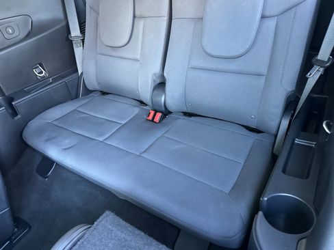 Used 2025 Ford Explorer Active image 14