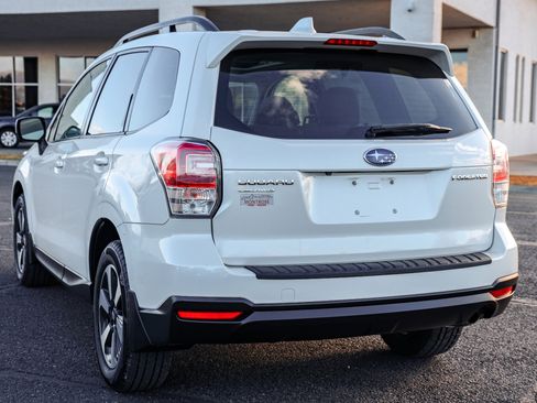 Used 2018 Subaru Forester 2.5i Premium w/ All-Weather Package image 6