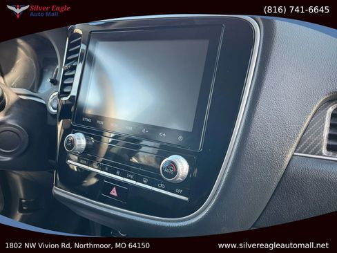 Used 2020 Mitsubishi Outlander SEL image 10