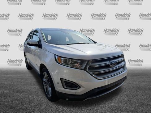 Used 2017 Ford Edge Titanium w/ Equipment Group 302A FWD image 2