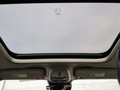 Certified 2026 Volvo XC40 B5 Core w/ Climate Package AWD/4WD image 17