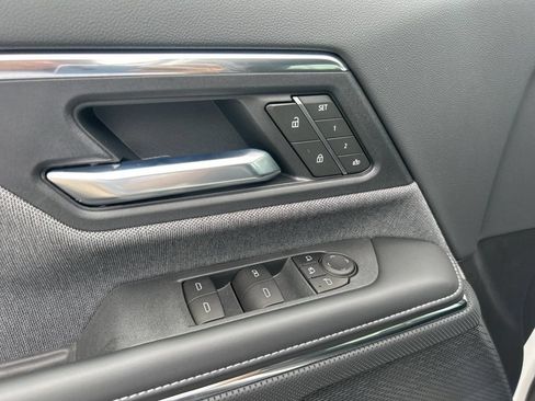 New 2026 GMC Sierra EV Elevation w/ Premium Package AWD/4WD image 16