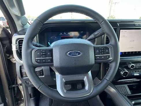 New 2026 Ford F250 Lariat image 30