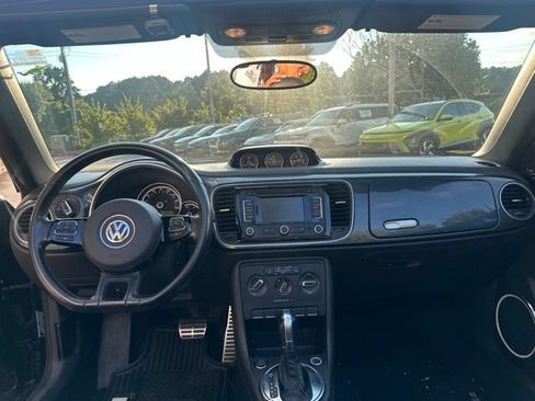 Used 2013 Volkswagen Beetle 2.0T FWD image 9