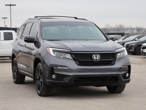 Used 2021 Honda Pilot Special Edition image 4
