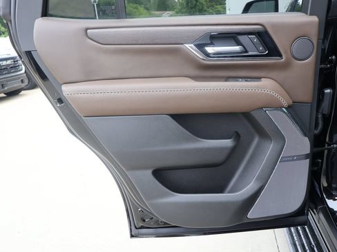 New 2026 GMC Yukon Denali Ultimate AWD/4WD image 27