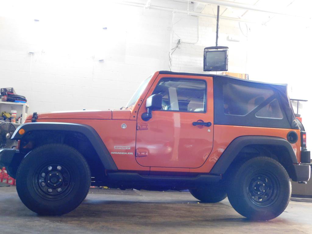Used 2011 Jeep Wrangler Sport AWD/4WD image 6