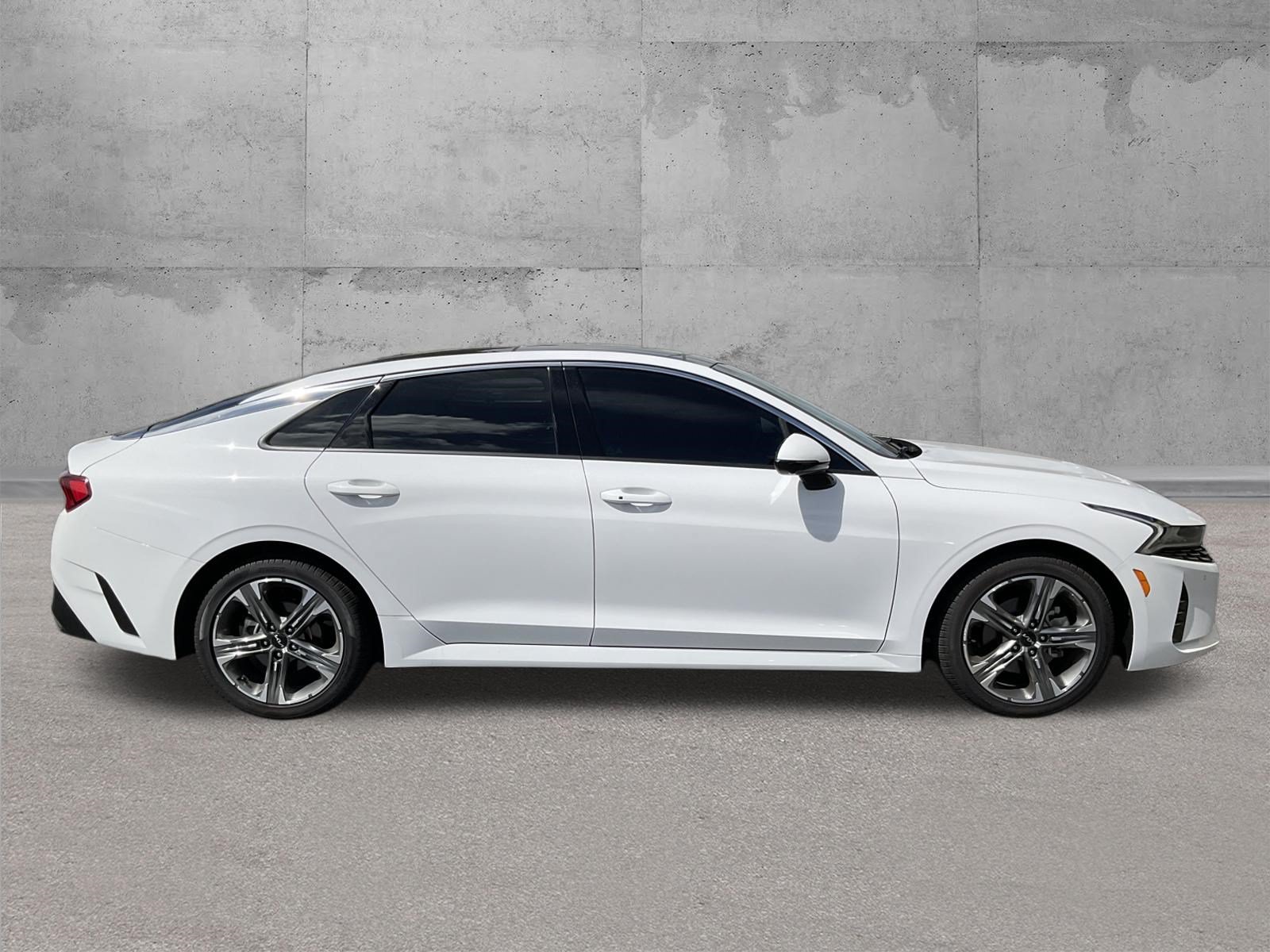 Used 2024 Kia K5 EX w/ EX Premium Package FWD image 2