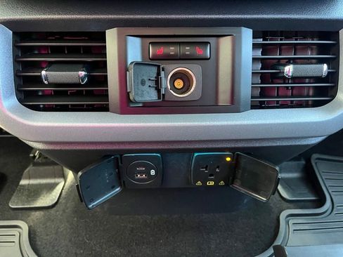 Used 2023 Ford F150 Lariat w/ Equipment Group 502A High AWD/4WD image 15