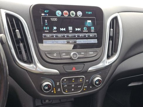 Used 2018 Chevrolet Equinox LT w/ Sun & Infotainment Package FWD image 29