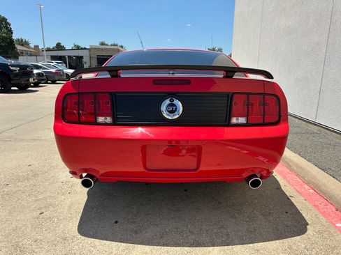 Used 2007 Ford Mustang GT RWD image 6