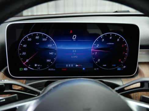 Certified 2025 Mercedes-Benz C 300 4MATIC Sedan image 23