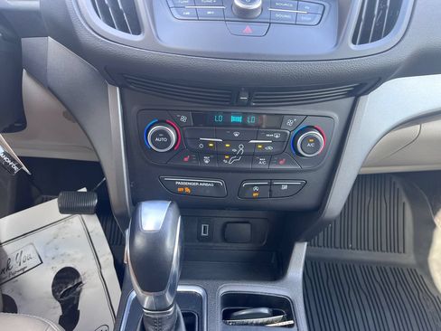 Used 2018 Ford Escape SEL FWD image 15
