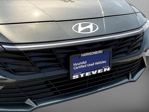 Certified 2024 Hyundai Elantra SEL FWD image 29