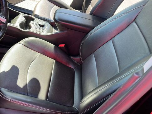 Used 2022 GMC Terrain SLT w/ Tech Package image 13