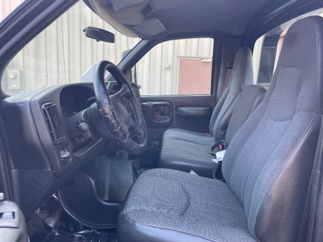 Used 2005 Chevrolet Kodiak C4500 2WD Regular Cab image 8
