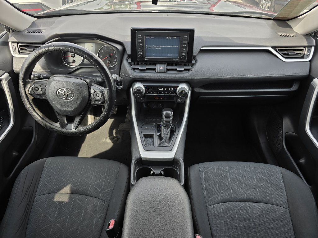 Used 2021 Toyota RAV4 XLE FWD image 14
