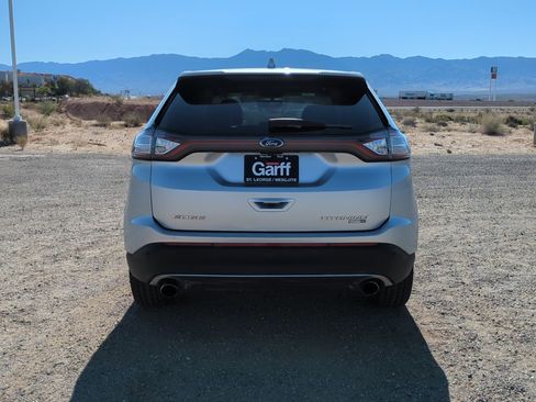 Used 2018 Ford Edge Titanium w/ Technology Package AWD/4WD image 4