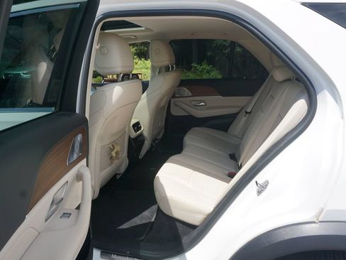 Used 2021 Mercedes-Benz GLE 350 image 15