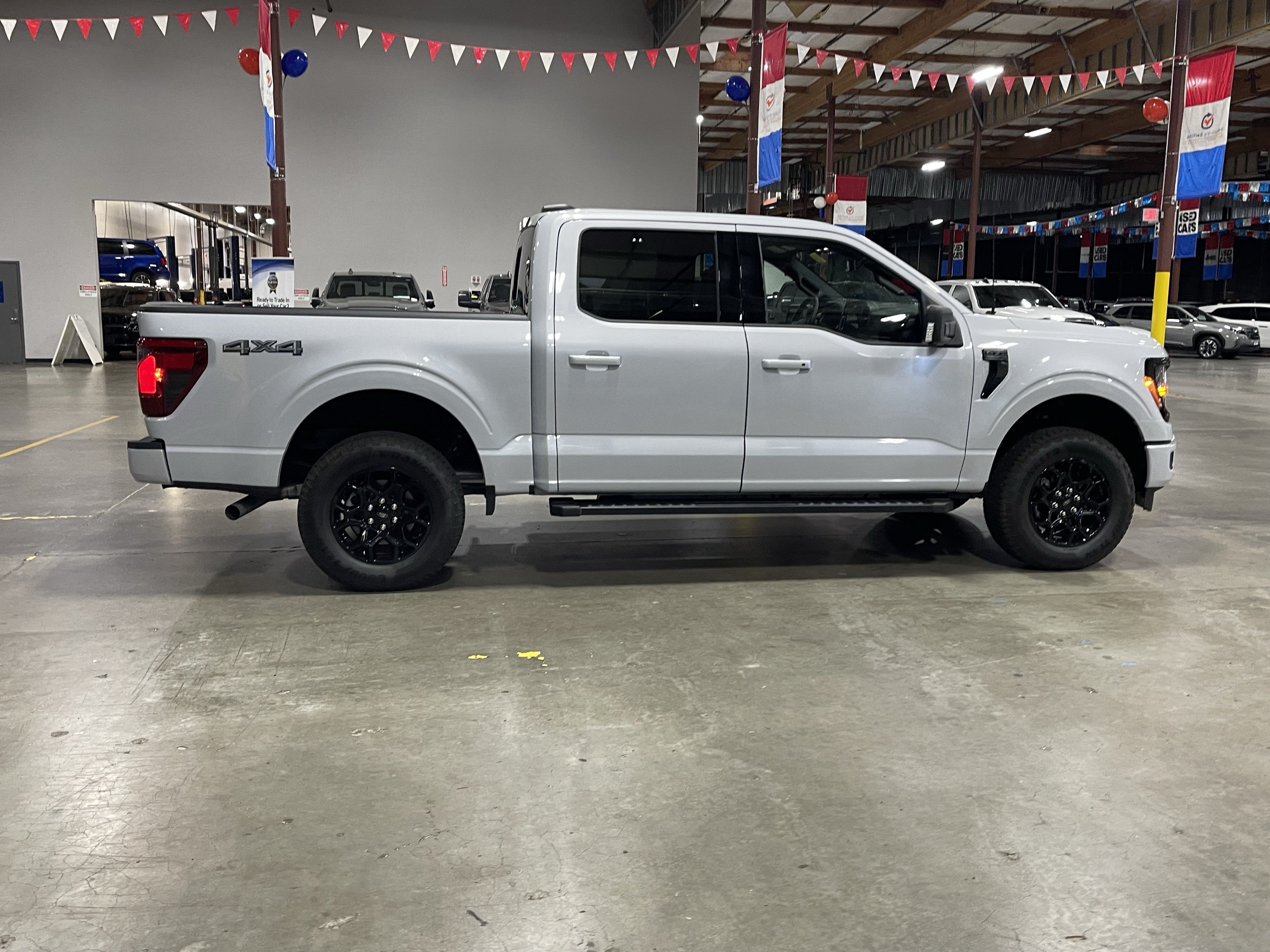 Used 2025 Ford F150 XLT w/ Equipment Group 302A MID AWD/4WD image 6