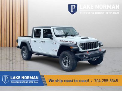 New 2025 Jeep Gladiator Mojave w/ Convenience Group