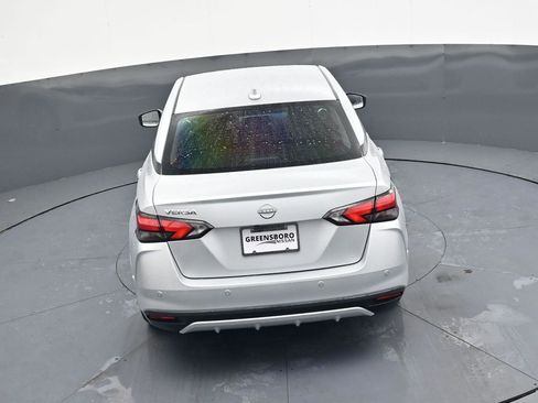 Used 2025 Nissan Versa SV w/ Trunk Package image 18
