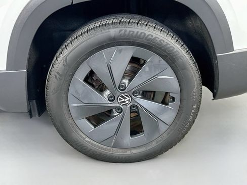 Used 2025 Volkswagen Taos S FWD image 30