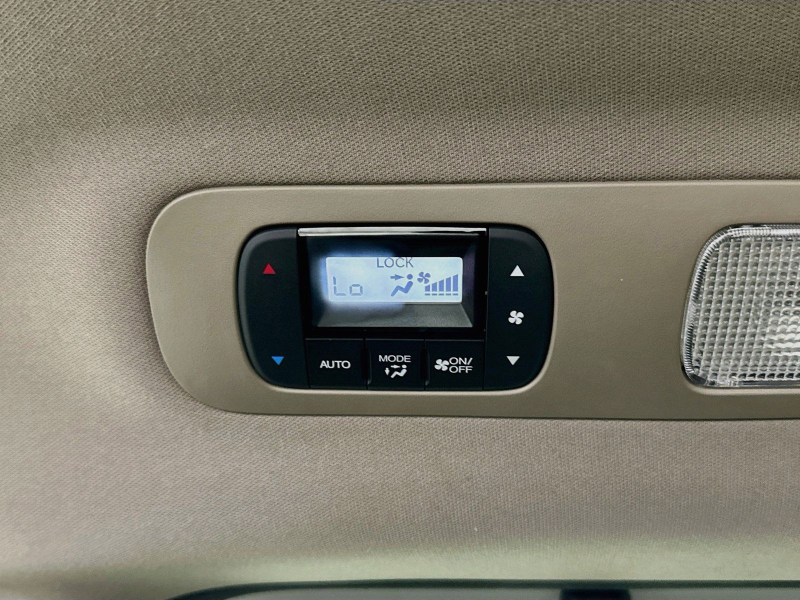 Used 2023 Honda Odyssey Touring image 27