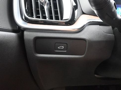Used 2024 Volvo S60 B5 Plus AWD/4WD image 27