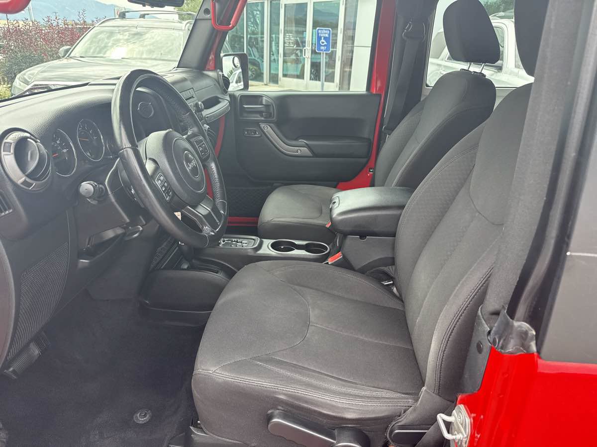 Used 2017 Jeep Wrangler Sport w/ Quick Order Package 24S AWD/4WD image 13