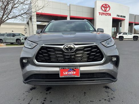 New 2026 Toyota Highlander Limited AWD/4WD image 6