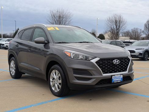 Used 2021 Hyundai Tucson Value w/ Cargo Package image 4