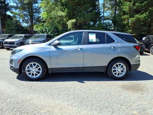 Used 2024 Chevrolet Equinox LT FWD image 29