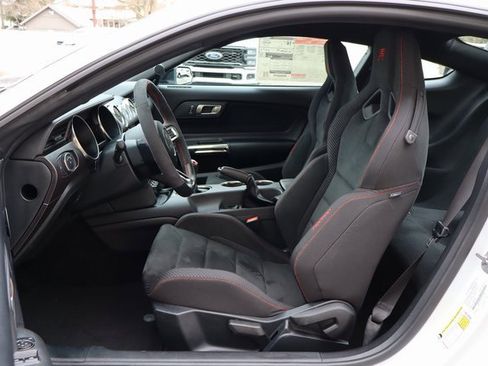 Used 2016 Ford Mustang Shelby GT350R w/ GT350R Equipment Group 920A image 25