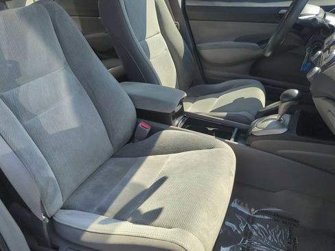Used 2010 Honda Civic LX image 21