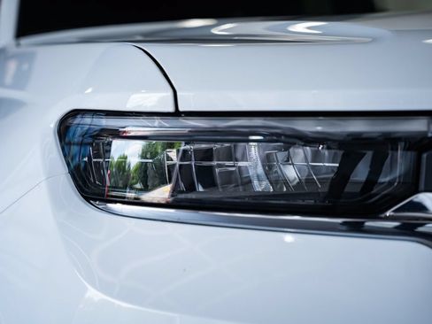 New 2026 Jeep Grand Cherokee L Laredo AWD/4WD image 13