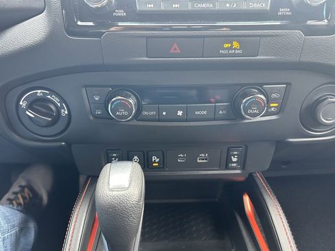 Used 2023 Nissan Frontier PRO-4X w/ Pro Convenience Package image 30
